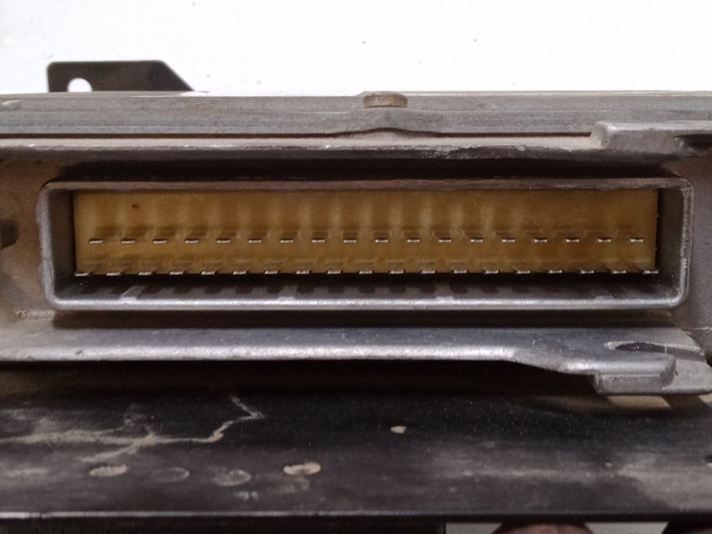 Recambio de centralita motor uce para citroën saxo (s0, s1) 1.1 x, sx referencia OEM IAM 0261203736  