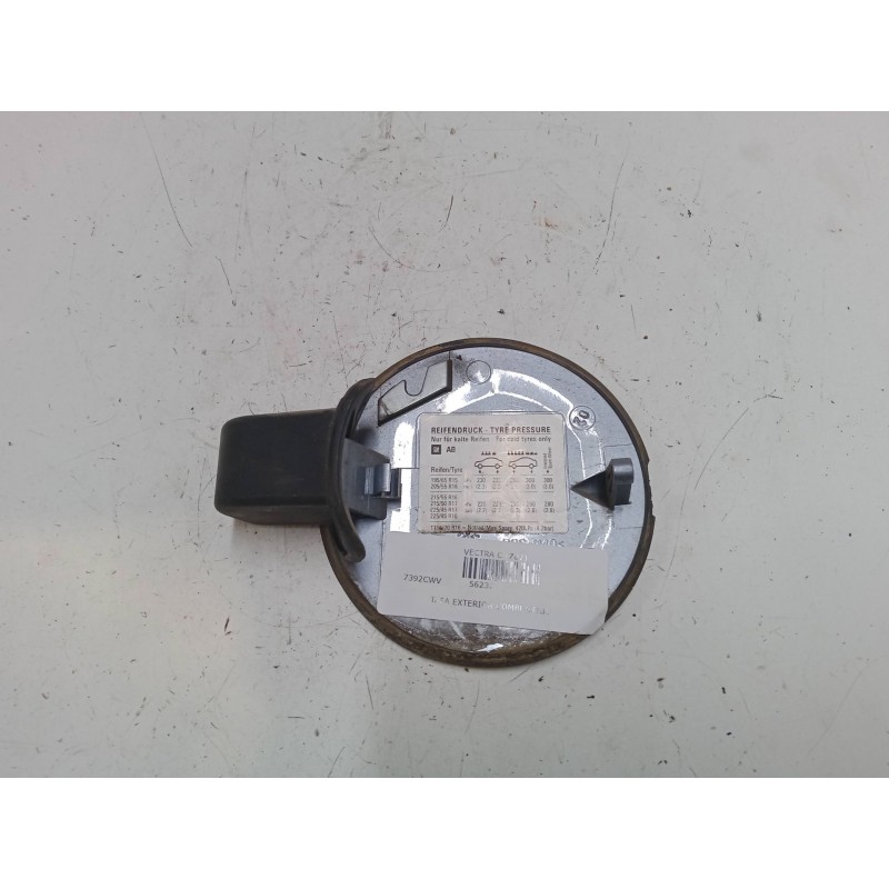 Recambio de tapa exterior combustible para opel vectra c (z02) 2.2 dti 16v (f69) referencia OEM IAM   