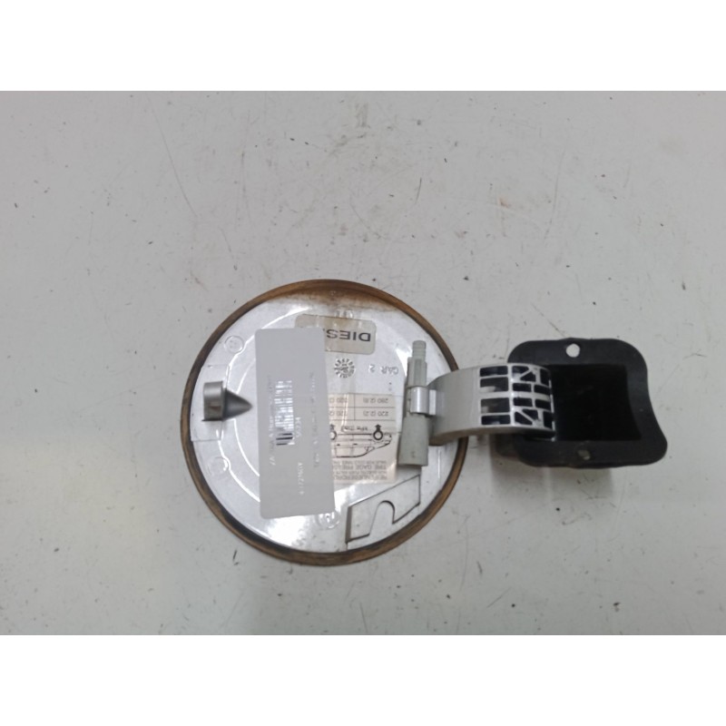 Recambio de tapa exterior combustible para opel zafira a monospace (t98) 2.2 dti 16v (f75) referencia OEM IAM    Recambio de tapa exterior combustible para opel zafira a monospace (t98) 2.2 dti 16v (f75) referencia OEM IAM