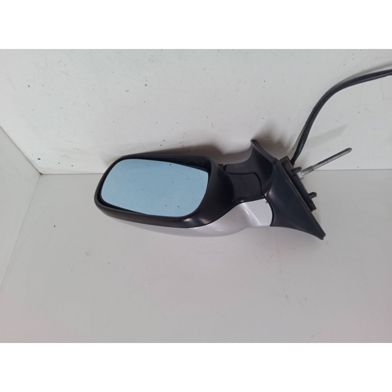 Recambio de retrovisor electrico derecho para peugeot 407 sw (6e_, 6d_) 2.0 hdi 135 referencia OEM IAM   