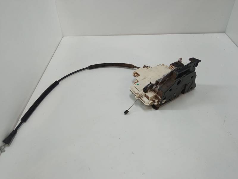 CERRADURA PUERTA DELANTERA DERECHA 