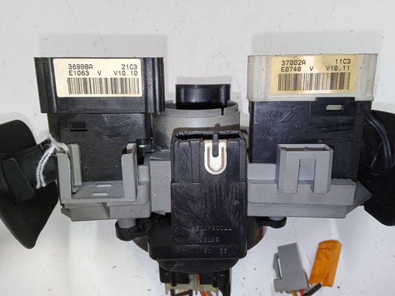Recambio de mando luces para renault scénic i monospace (ja0/1_, fa0_) 1.9 dti (ja1u) referencia OEM IAM   