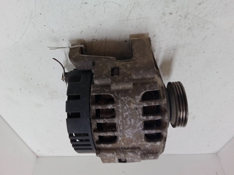 Recambio de alternador para renault clio ii (bb_, cb_) 1.2 16v (bb05, bb0w, bb11, bb27, bb2t, bb2u, bb2v, cb05,... referencia OE