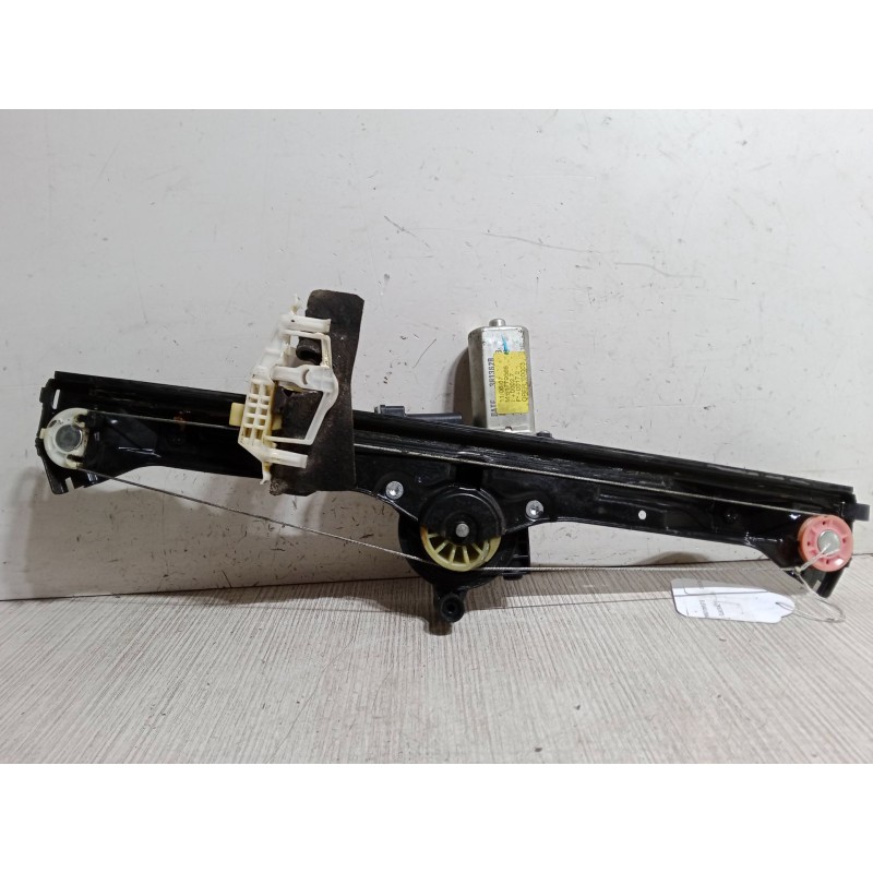 Recambio de elevalunas electrico delantero derecho para fiat bravo ii (198_) 1.9 d multijet (198axb1a) referencia OEM IAM    Recambio de elevalunas electrico delantero derecho para fiat bravo ii (198_) 1.9 d multijet (198axb1a) referencia OEM IAM