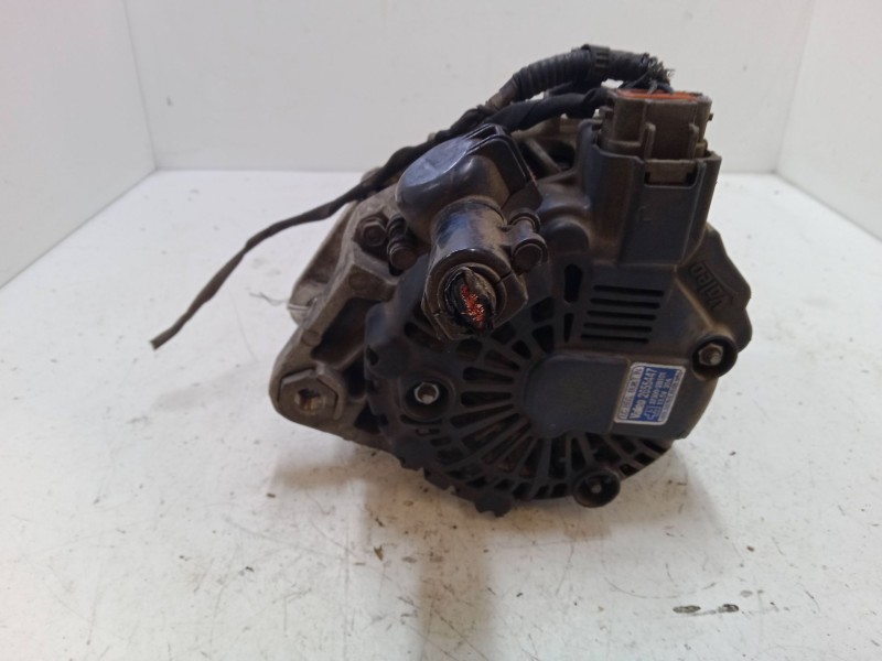 Recambio de alternador para hyundai i30 (fd) 1.4 referencia OEM IAM 373002B101  