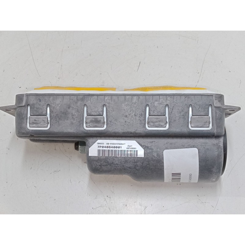 Recambio de airbag salpicadero para alfa romeo 147 (937_) 1.6 16v t.spark (937.axa1a, 937.axb1a, 937.bxb1a) referencia OEM IAM 4