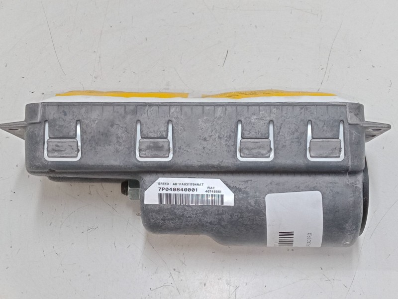 Recambio de airbag salpicadero para alfa romeo 147 (937_) 1.6 16v t.spark (937.axa1a, 937.axb1a, 937.bxb1a) referencia OEM IAM 4