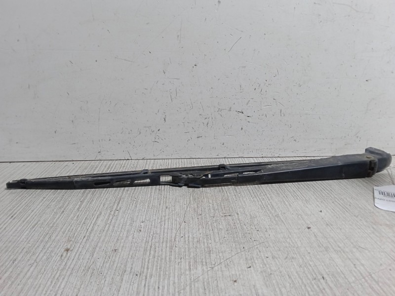 Recambio de brazo limpia trasero para peugeot partner monospace (5_, g_) 2.0 hdi referencia OEM IAM   