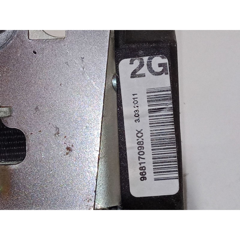 Recambio de cinturon seguridad trasero izquierdo para citroën c3 picasso (sh_) 1.6 hdi referencia OEM IAM   