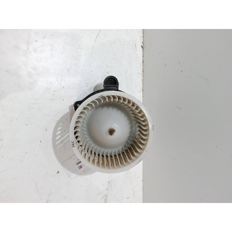 Recambio de motor calefaccion para kia sportage iii (sl) 1.7 crdi referencia OEM IAM   