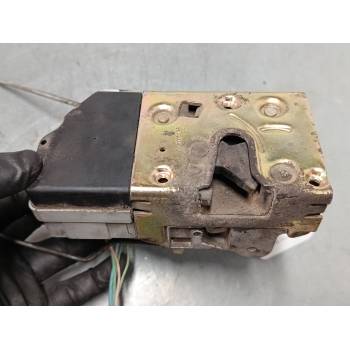 CERRADURA PUERTA DELANTERA DERECHA 
