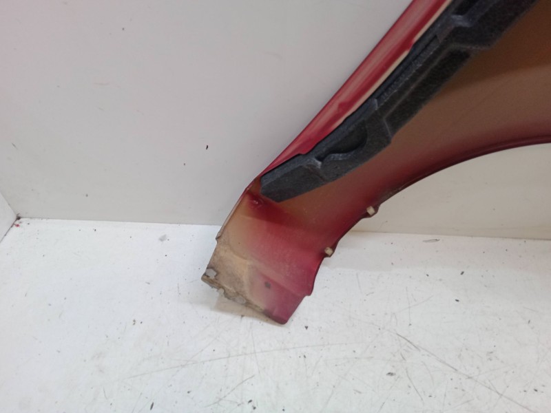 Recambio de aleta delantera izquierda para chevrolet lacetti (j200) 1.4 16v referencia OEM IAM   