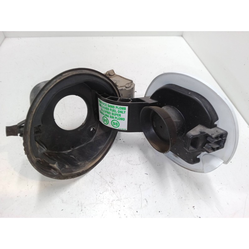 Recambio de tapa exterior combustible para renault megane iii hatchback (bz0/1_, b3_) 1.2 tce (bz2b, bz11) referencia OEM IAM   