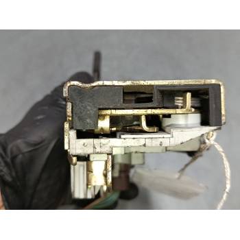 CERRADURA PUERTA DELANTERA DERECHA 