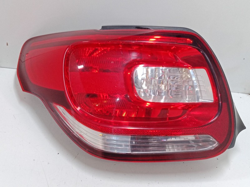 Recambio de piloto trasero izquierdo para citroën ds3 (sa_) 1.6 hdi 90 referencia OEM IAM 9676973880  