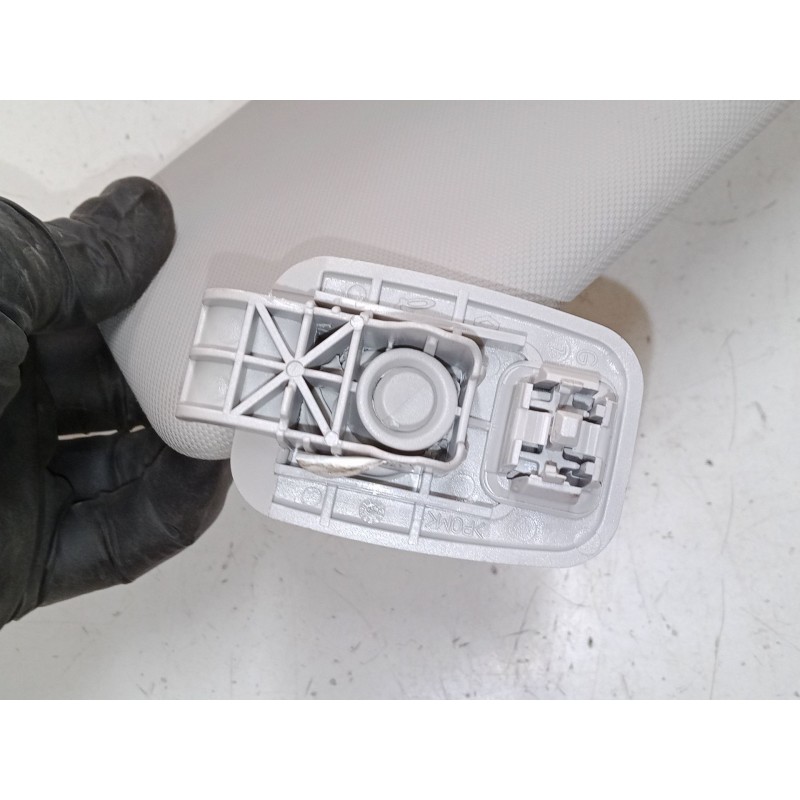 Recambio de parasol izquierdo para renault megane iii hatchback (bz0/1_, b3_) 1.2 tce (bz2b, bz11) referencia OEM IAM   