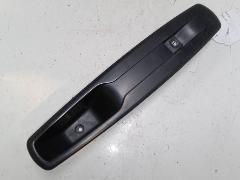 Recambio de mando elevalunas delantero derecho para renault megane iii hatchback (bz0/1_, b3_) 1.2 tce (bz2b, bz11) referencia O