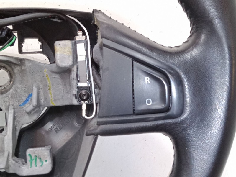 Recambio de volante multifincion para renault megane iii hatchback (bz0/1_, b3_) 1.2 tce (bz2b, bz11) referencia OEM IAM   