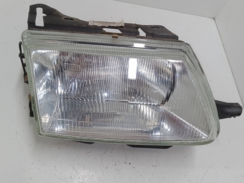 Recambio de faro derecho para citroën saxo (s0, s1) 1.1 x, sx referencia OEM IAM   