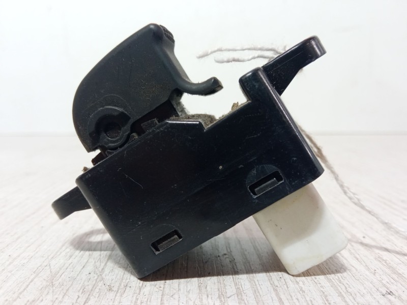 Recambio de mando elevalunas delantero derecho para hyundai atos (mx) 1.1 referencia OEM IAM 93580-05050  