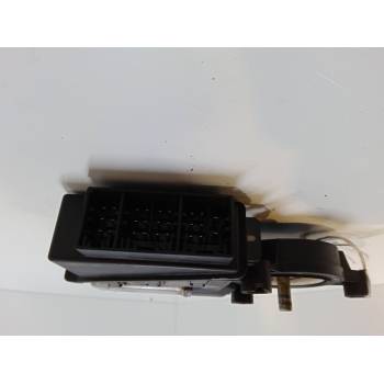 MOTOR ELEVALUNA DELANTERO DERECHO 