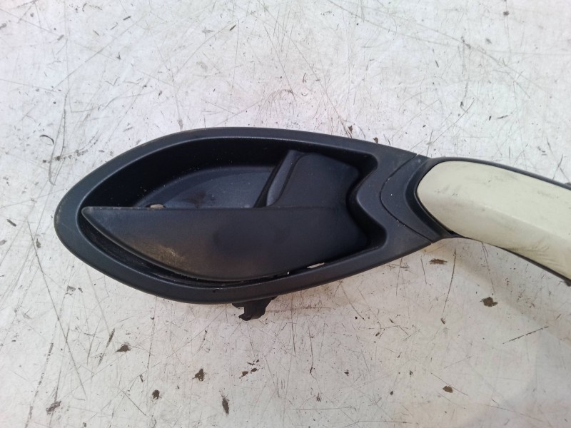 Recambio de maneta interior puerta delantera derecha para ford ka (ru8) 1.2 referencia OEM IAM   