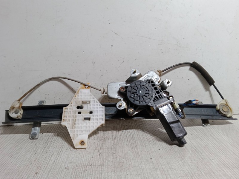 Recambio de elevalunas electrico delantero izquierdo para hyundai terracan (hp) 2.9 crdi 4wd referencia OEM IAM   