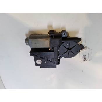 MOTOR ELEVALUNA DELANTERO DERECHO 