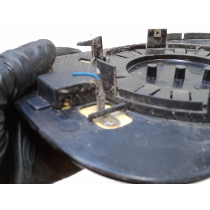 Recambio de cristal retrovisor izquierdo para mercedes-benz clase m (w163) ml 270 cdi (163.113) referencia OEM IAM   