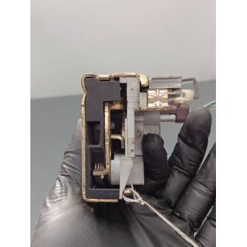 CERRADURA PUERTA DELANTERA IZQUIERDA 