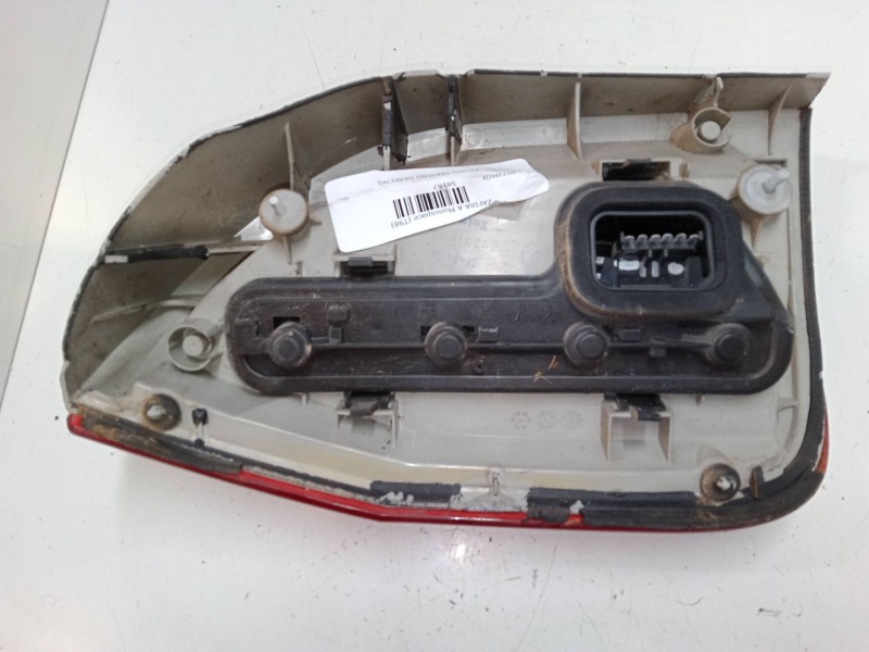Recambio de piloto trasero derecho para opel zafira a monospace (t98) 2.2 dti 16v (f75) referencia OEM IAM    Recambio de piloto trasero derecho para opel zafira a monospace (t98) 2.2 dti 16v (f75) referencia OEM IAM