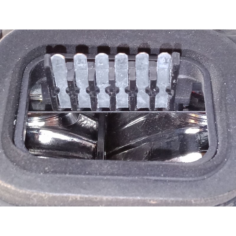 Recambio de piloto trasero izquierdo para opel zafira a monospace (t98) 2.2 dti 16v (f75) referencia OEM IAM    Recambio de piloto trasero izquierdo para opel zafira a monospace (t98) 2.2 dti 16v (f75) referencia OEM IAM