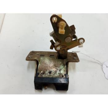 CERRADURA MALETERO / PORTON 