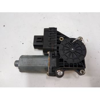 MOTOR ELEVALUNA TRASERO DERECHO 