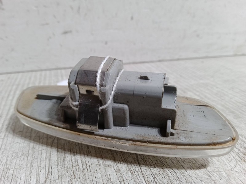 Recambio de intermitente lateral izquierdo para peugeot 207/207+ (wa_, wc_) 1.4 16v referencia OEM IAM ELDELRETROVISOR  