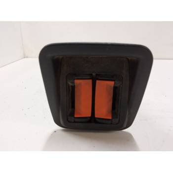 ANCLAJE CINTURON IZQUIERDO 3ª FILA 703885947A 