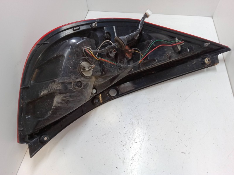 Recambio de piloto trasero derecho para hyundai i30 (fd) 1.4 referencia OEM IAM   