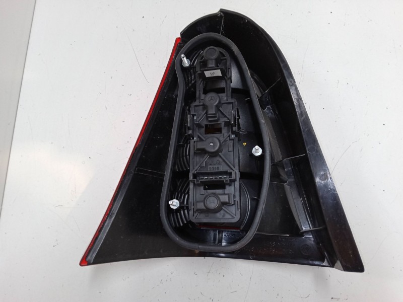 Recambio de piloto trasero derecho para mercedes-benz clase a (w168) a 140 (168.031, 168.131) referencia OEM IAM   