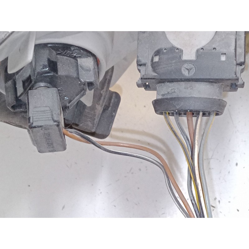 Recambio de faro izquierdo para mercedes-benz clase a (w168) a 140 (168.031, 168.131) referencia OEM IAM    Recambio de faro izquierdo para mercedes-benz clase a (w168) a 140 (168.031, 168.131) referencia OEM IAM