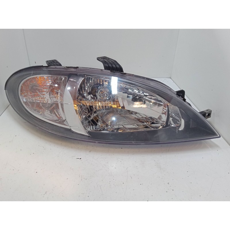 Recambio de faro derecho para chevrolet lacetti (j200) 1.4 16v referencia OEM IAM   