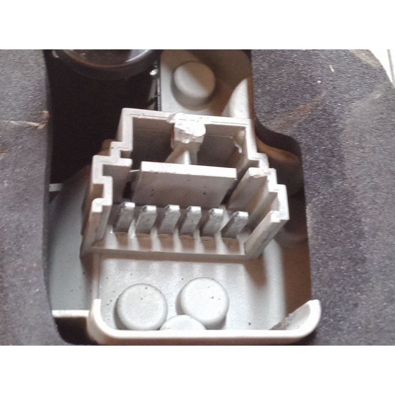 Recambio de piloto trasero izquierdo para renault megane ii coupé-cabriolet (em0/1_) 1.5 dci (em1e) referencia OEM IAM   