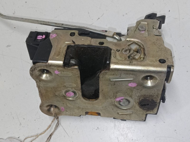 Recambio de cerradura puerta delantera derecha para dacia dokker monospace (ke_) 1.2 tce (kem0, keay) referencia OEM IAM   