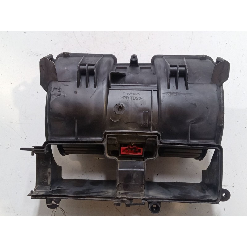 Recambio de motor calefaccion para renault megane iii hatchback (bz0/1_, b3_) 1.2 tce (bz2b, bz11) referencia OEM IAM T1009074B 