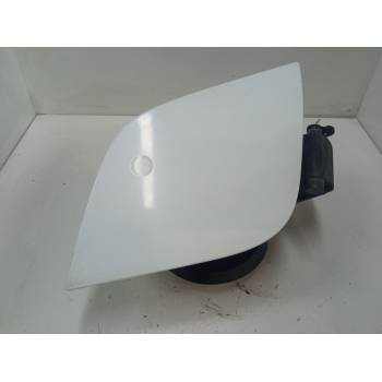 TAPA EXTERIOR COMBUSTIBLE 
