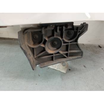 ALETA DELANTERA DERECHA 