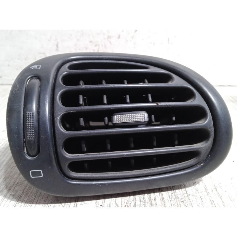 Recambio de aireador izquierdo para peugeot 206 hatchback (2a/c) 1.4 hdi eco 70 referencia OEM IAM   