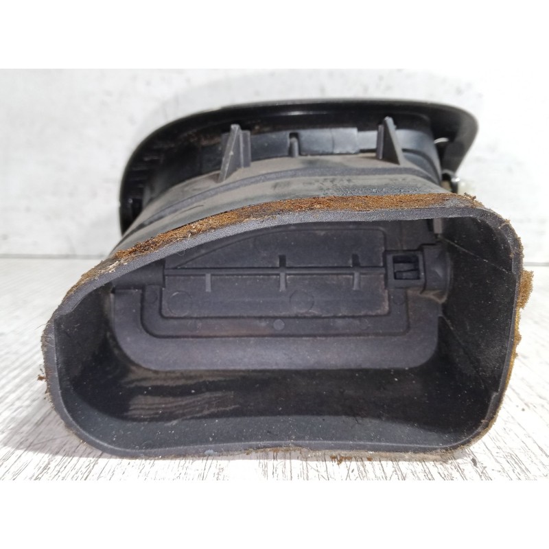 Recambio de aireador izquierdo para peugeot 206 hatchback (2a/c) 1.4 hdi eco 70 referencia OEM IAM   