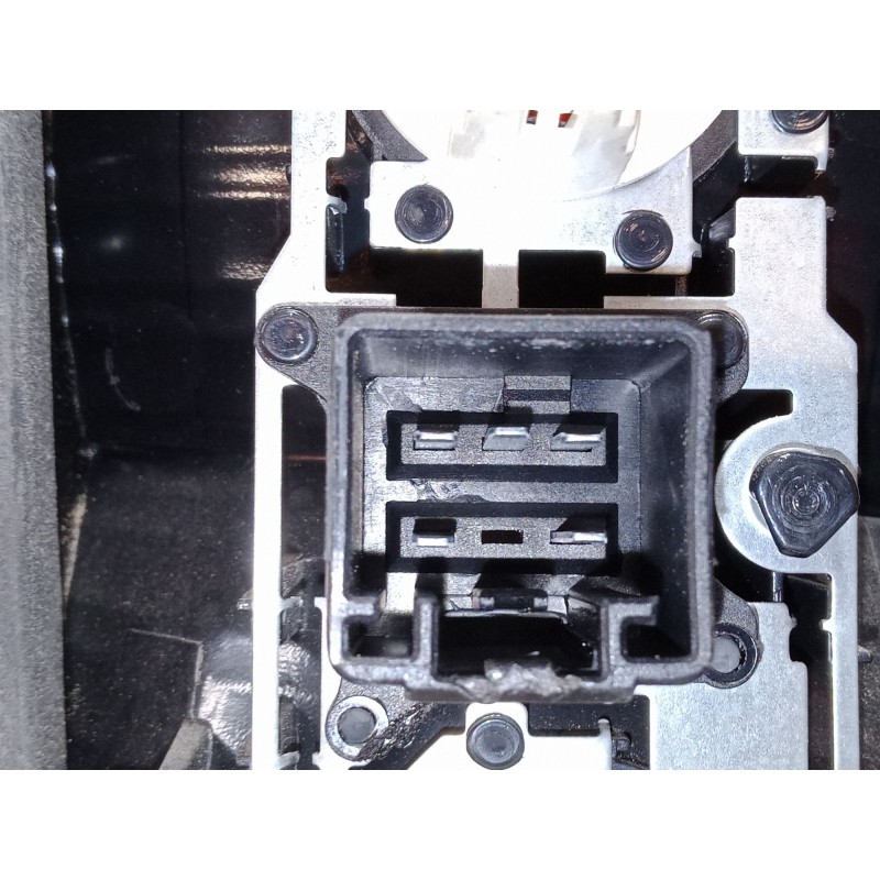 Recambio de piloto trasero izquierdo para volvo xc70 i cross country (295) 2.5 t xc awd referencia OEM IAM 9154497  