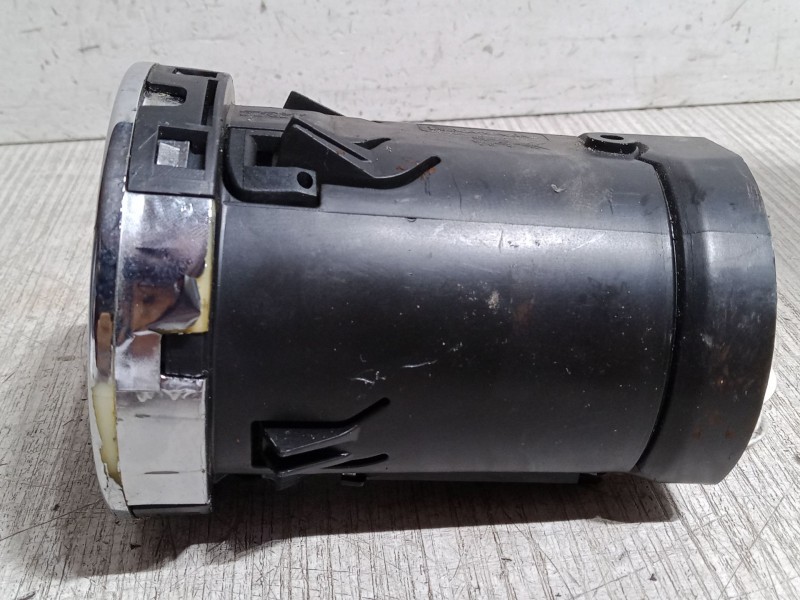 Recambio de aireador central izquierdo para peugeot 308 i (4a_, 4c_) 1.6 hdi referencia OEM IAM   