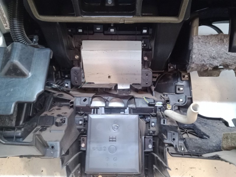 Recambio de salpicadero para citroën c-crosser (vu_, vv_) 2.2 hdi referencia OEM IAM   